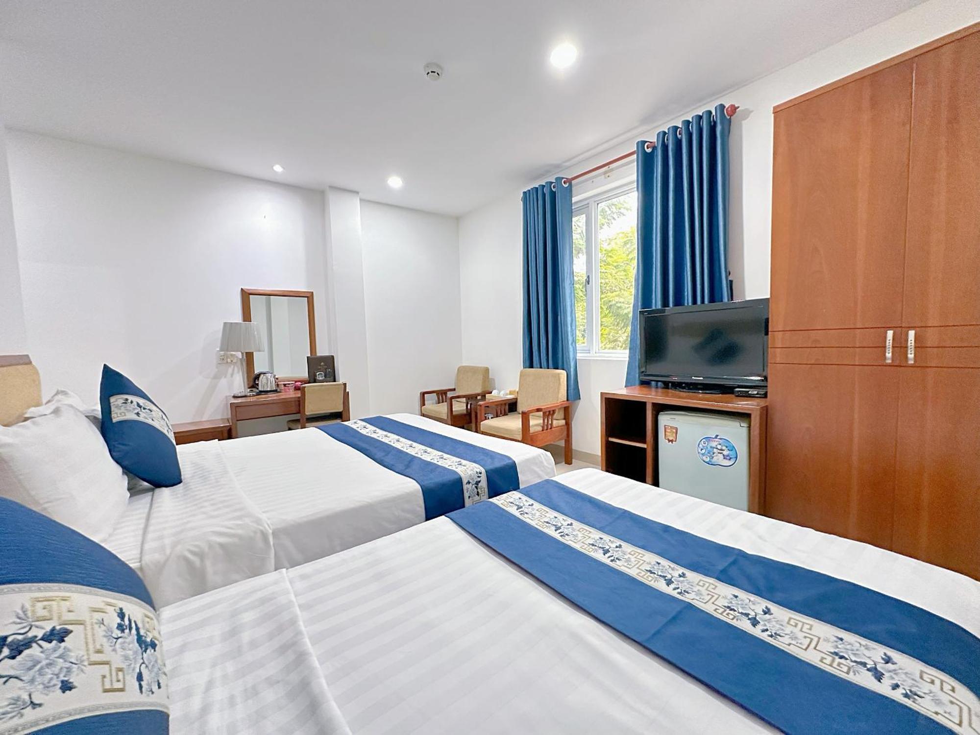 Ruby Star Hotel- Near Ben Thanh Market Хошимин Экстерьер фото