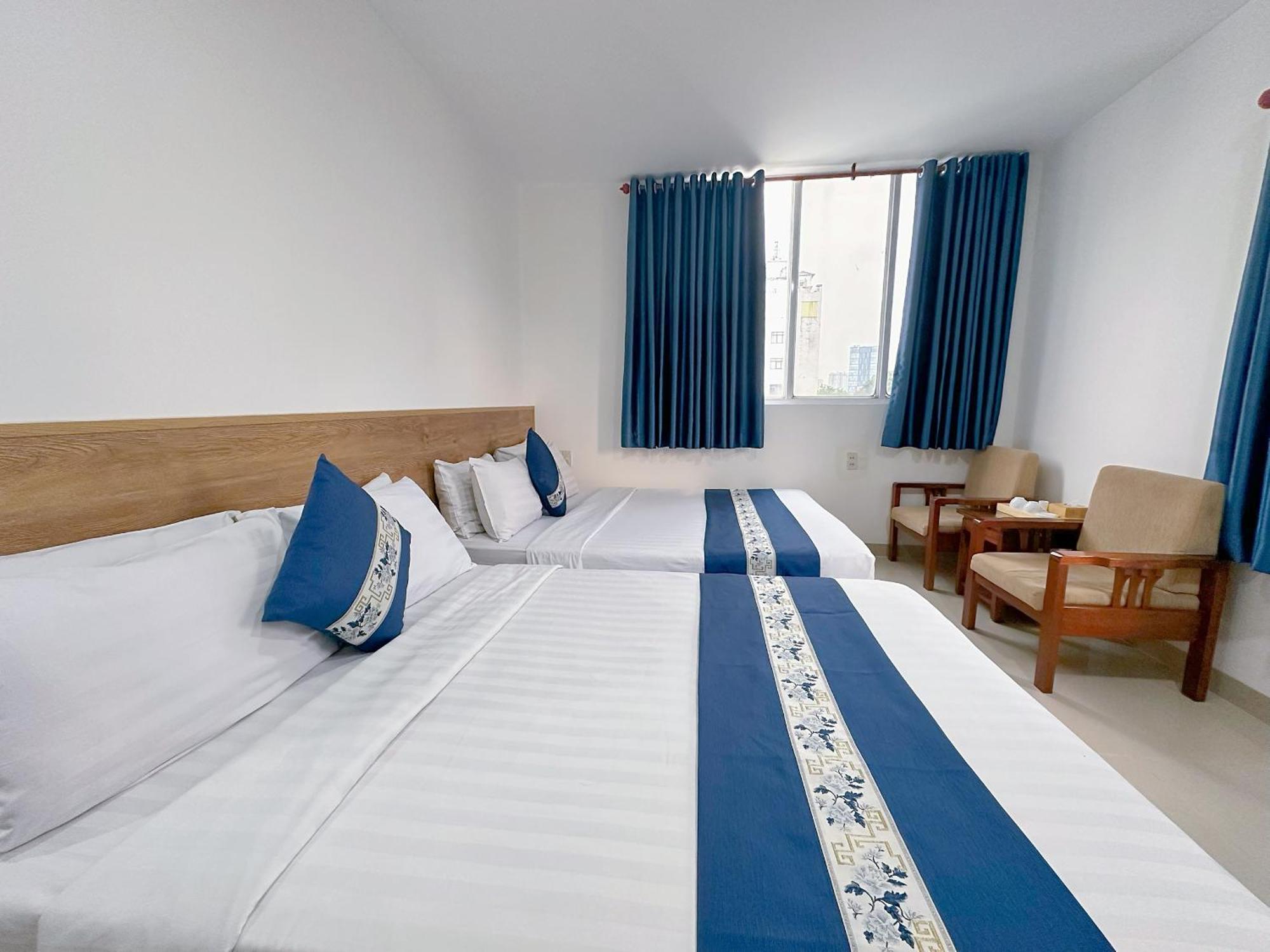 Ruby Star Hotel- Near Ben Thanh Market Хошимин Экстерьер фото